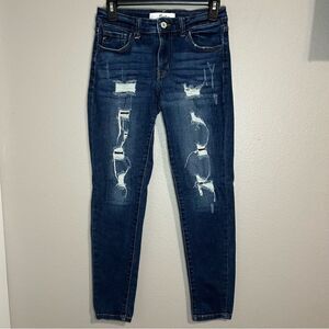 Kancan distressed mid rise skinny jeans women’s size 3 / 25